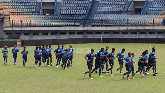 Demi Sepak Bola, Persib dengan Senang Hati Melakukan Hal-hal ini 